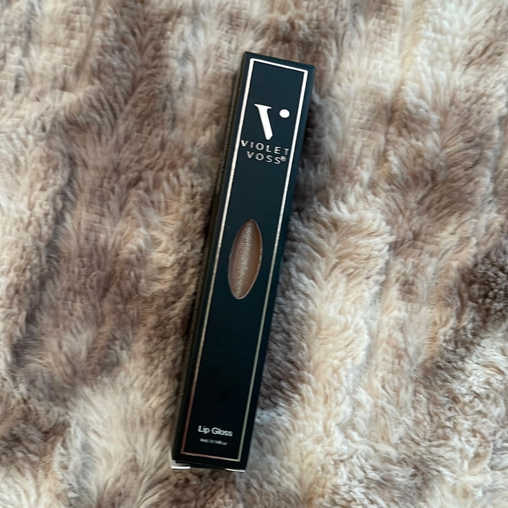 Violet Voss Lipgloss